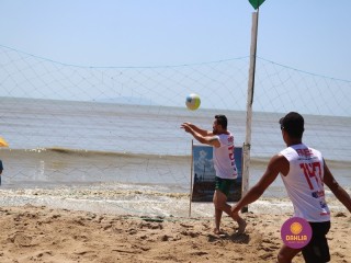 
<a style='margin-left: 5px;' class='btn btn-xs btn-social btn-facebook' href='https://www.facebook.com/sharer/sharer.php?u=https://www.boladovale.com.br/imgs/800-800-90/conteudo/fotos/1377/img3442.jpg' rel='popup' data-width='500' data-height='400'><i class='fa fa-facebook'></i>Compartilhar <span class='hidden-xs'>no Facebook</span>
</a> 
<a class='btn btn-default btn-xs' target='_blank' href='imgs/800-800-90/conteudo/fotos/1377/img3442.jpg'>
<span class='glyphicon glyphicon-cloud-download'></span> Salvar
</a> 
<span></span>