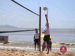 
<a style='margin-left: 5px;' class='btn btn-xs btn-social btn-facebook' href='https://www.facebook.com/sharer/sharer.php?u=https://www.boladovale.com.br/imgs/800-800-90/conteudo/fotos/1377/img3443.jpg' rel='popup' data-width='500' data-height='400'><i class='fa fa-facebook'></i>Compartilhar <span class='hidden-xs'>no Facebook</span>
</a> 
<a class='btn btn-default btn-xs' target='_blank' href='imgs/800-800-90/conteudo/fotos/1377/img3443.jpg'>
<span class='glyphicon glyphicon-cloud-download'></span> Salvar
</a> 
<span></span>