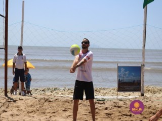 
<a style='margin-left: 5px;' class='btn btn-xs btn-social btn-facebook' href='https://www.facebook.com/sharer/sharer.php?u=https://www.boladovale.com.br/imgs/800-800-90/conteudo/fotos/1377/img3444.jpg' rel='popup' data-width='500' data-height='400'><i class='fa fa-facebook'></i>Compartilhar <span class='hidden-xs'>no Facebook</span>
</a> 
<a class='btn btn-default btn-xs' target='_blank' href='imgs/800-800-90/conteudo/fotos/1377/img3444.jpg'>
<span class='glyphicon glyphicon-cloud-download'></span> Salvar
</a> 
<span></span>