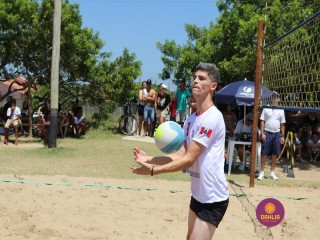 
<a style='margin-left: 5px;' class='btn btn-xs btn-social btn-facebook' href='https://www.facebook.com/sharer/sharer.php?u=https://www.boladovale.com.br/imgs/800-800-90/conteudo/fotos/1377/img3455.jpg' rel='popup' data-width='500' data-height='400'><i class='fa fa-facebook'></i>Compartilhar <span class='hidden-xs'>no Facebook</span>
</a> 
<a class='btn btn-default btn-xs' target='_blank' href='imgs/800-800-90/conteudo/fotos/1377/img3455.jpg'>
<span class='glyphicon glyphicon-cloud-download'></span> Salvar
</a> 
<span></span>