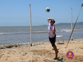 
<a style='margin-left: 5px;' class='btn btn-xs btn-social btn-facebook' href='https://www.facebook.com/sharer/sharer.php?u=https://www.boladovale.com.br/imgs/800-800-90/conteudo/fotos/1377/img3468.jpg' rel='popup' data-width='500' data-height='400'><i class='fa fa-facebook'></i>Compartilhar <span class='hidden-xs'>no Facebook</span>
</a> 
<a class='btn btn-default btn-xs' target='_blank' href='imgs/800-800-90/conteudo/fotos/1377/img3468.jpg'>
<span class='glyphicon glyphicon-cloud-download'></span> Salvar
</a> 
<span></span>