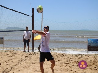 
<a style='margin-left: 5px;' class='btn btn-xs btn-social btn-facebook' href='https://www.facebook.com/sharer/sharer.php?u=https://www.boladovale.com.br/imgs/800-800-90/conteudo/fotos/1377/img3469.jpg' rel='popup' data-width='500' data-height='400'><i class='fa fa-facebook'></i>Compartilhar <span class='hidden-xs'>no Facebook</span>
</a> 
<a class='btn btn-default btn-xs' target='_blank' href='imgs/800-800-90/conteudo/fotos/1377/img3469.jpg'>
<span class='glyphicon glyphicon-cloud-download'></span> Salvar
</a> 
<span></span>