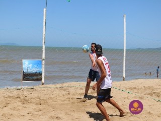 
<a style='margin-left: 5px;' class='btn btn-xs btn-social btn-facebook' href='https://www.facebook.com/sharer/sharer.php?u=https://www.boladovale.com.br/imgs/800-800-90/conteudo/fotos/1377/img3540.jpg' rel='popup' data-width='500' data-height='400'><i class='fa fa-facebook'></i>Compartilhar <span class='hidden-xs'>no Facebook</span>
</a> 
<a class='btn btn-default btn-xs' target='_blank' href='imgs/800-800-90/conteudo/fotos/1377/img3540.jpg'>
<span class='glyphicon glyphicon-cloud-download'></span> Salvar
</a> 
<span></span>