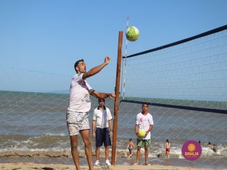 
<a style='margin-left: 5px;' class='btn btn-xs btn-social btn-facebook' href='https://www.facebook.com/sharer/sharer.php?u=https://www.boladovale.com.br/imgs/800-800-90/conteudo/fotos/1377/img3730.jpg' rel='popup' data-width='500' data-height='400'><i class='fa fa-facebook'></i>Compartilhar <span class='hidden-xs'>no Facebook</span>
</a> 
<a class='btn btn-default btn-xs' target='_blank' href='imgs/800-800-90/conteudo/fotos/1377/img3730.jpg'>
<span class='glyphicon glyphicon-cloud-download'></span> Salvar
</a> 
<span></span>