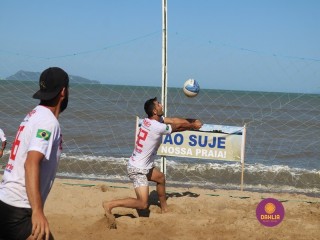 
<a style='margin-left: 5px;' class='btn btn-xs btn-social btn-facebook' href='https://www.facebook.com/sharer/sharer.php?u=https://www.boladovale.com.br/imgs/800-800-90/conteudo/fotos/1377/img3734.jpg' rel='popup' data-width='500' data-height='400'><i class='fa fa-facebook'></i>Compartilhar <span class='hidden-xs'>no Facebook</span>
</a> 
<a class='btn btn-default btn-xs' target='_blank' href='imgs/800-800-90/conteudo/fotos/1377/img3734.jpg'>
<span class='glyphicon glyphicon-cloud-download'></span> Salvar
</a> 
<span></span>