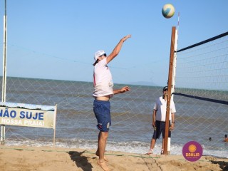 
<a style='margin-left: 5px;' class='btn btn-xs btn-social btn-facebook' href='https://www.facebook.com/sharer/sharer.php?u=https://www.boladovale.com.br/imgs/800-800-90/conteudo/fotos/1377/img3829.jpg' rel='popup' data-width='500' data-height='400'><i class='fa fa-facebook'></i>Compartilhar <span class='hidden-xs'>no Facebook</span>
</a> 
<a class='btn btn-default btn-xs' target='_blank' href='imgs/800-800-90/conteudo/fotos/1377/img3829.jpg'>
<span class='glyphicon glyphicon-cloud-download'></span> Salvar
</a> 
<span></span>