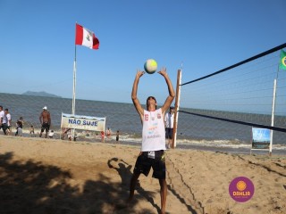 
<a style='margin-left: 5px;' class='btn btn-xs btn-social btn-facebook' href='https://www.facebook.com/sharer/sharer.php?u=https://www.boladovale.com.br/imgs/800-800-90/conteudo/fotos/1377/img3848.jpg' rel='popup' data-width='500' data-height='400'><i class='fa fa-facebook'></i>Compartilhar <span class='hidden-xs'>no Facebook</span>
</a> 
<a class='btn btn-default btn-xs' target='_blank' href='imgs/800-800-90/conteudo/fotos/1377/img3848.jpg'>
<span class='glyphicon glyphicon-cloud-download'></span> Salvar
</a> 
<span></span>