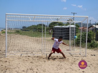 
<a style='margin-left: 5px;' class='btn btn-xs btn-social btn-facebook' href='https://www.facebook.com/sharer/sharer.php?u=https://www.boladovale.com.br/imgs/800-800-90/conteudo/fotos/1378/img3533.jpg' rel='popup' data-width='500' data-height='400'><i class='fa fa-facebook'></i>Compartilhar <span class='hidden-xs'>no Facebook</span>
</a> 
<a class='btn btn-default btn-xs' target='_blank' href='imgs/800-800-90/conteudo/fotos/1378/img3533.jpg'>
<span class='glyphicon glyphicon-cloud-download'></span> Salvar
</a> 
<span></span>