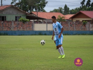 
<a style='margin-left: 5px;' class='btn btn-xs btn-social btn-facebook' href='https://www.facebook.com/sharer/sharer.php?u=https://www.boladovale.com.br/imgs/800-800-90/conteudo/fotos/1380/img3892.jpg' rel='popup' data-width='500' data-height='400'><i class='fa fa-facebook'></i>Compartilhar <span class='hidden-xs'>no Facebook</span>
</a> 
<a class='btn btn-default btn-xs' target='_blank' href='imgs/800-800-90/conteudo/fotos/1380/img3892.jpg'>
<span class='glyphicon glyphicon-cloud-download'></span> Salvar
</a> 
<span></span>