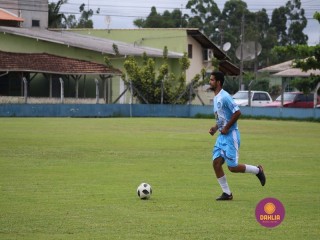 
<a style='margin-left: 5px;' class='btn btn-xs btn-social btn-facebook' href='https://www.facebook.com/sharer/sharer.php?u=https://www.boladovale.com.br/imgs/800-800-90/conteudo/fotos/1380/img3895.jpg' rel='popup' data-width='500' data-height='400'><i class='fa fa-facebook'></i>Compartilhar <span class='hidden-xs'>no Facebook</span>
</a> 
<a class='btn btn-default btn-xs' target='_blank' href='imgs/800-800-90/conteudo/fotos/1380/img3895.jpg'>
<span class='glyphicon glyphicon-cloud-download'></span> Salvar
</a> 
<span></span>