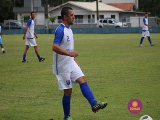 
<a style='margin-left: 5px;' class='btn btn-xs btn-social btn-facebook' href='https://www.facebook.com/sharer/sharer.php?u=https://www.boladovale.com.br/imgs/800-800-90/conteudo/fotos/1380/img3931.jpg' rel='popup' data-width='500' data-height='400'><i class='fa fa-facebook'></i>Compartilhar <span class='hidden-xs'>no Facebook</span>
</a> 
<a class='btn btn-default btn-xs' target='_blank' href='imgs/800-800-90/conteudo/fotos/1380/img3931.jpg'>
<span class='glyphicon glyphicon-cloud-download'></span> Salvar
</a> 
<span></span>