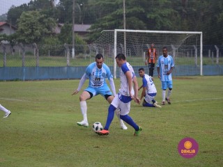 
<a style='margin-left: 5px;' class='btn btn-xs btn-social btn-facebook' href='https://www.facebook.com/sharer/sharer.php?u=https://www.boladovale.com.br/imgs/800-800-90/conteudo/fotos/1380/img3963.jpg' rel='popup' data-width='500' data-height='400'><i class='fa fa-facebook'></i>Compartilhar <span class='hidden-xs'>no Facebook</span>
</a> 
<a class='btn btn-default btn-xs' target='_blank' href='imgs/800-800-90/conteudo/fotos/1380/img3963.jpg'>
<span class='glyphicon glyphicon-cloud-download'></span> Salvar
</a> 
<span></span>