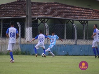 
<a style='margin-left: 5px;' class='btn btn-xs btn-social btn-facebook' href='https://www.facebook.com/sharer/sharer.php?u=https://www.boladovale.com.br/imgs/800-800-90/conteudo/fotos/1380/img3975.jpg' rel='popup' data-width='500' data-height='400'><i class='fa fa-facebook'></i>Compartilhar <span class='hidden-xs'>no Facebook</span>
</a> 
<a class='btn btn-default btn-xs' target='_blank' href='imgs/800-800-90/conteudo/fotos/1380/img3975.jpg'>
<span class='glyphicon glyphicon-cloud-download'></span> Salvar
</a> 
<span></span>