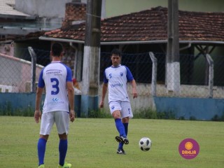 
<a style='margin-left: 5px;' class='btn btn-xs btn-social btn-facebook' href='https://www.facebook.com/sharer/sharer.php?u=https://www.boladovale.com.br/imgs/800-800-90/conteudo/fotos/1380/img3979.jpg' rel='popup' data-width='500' data-height='400'><i class='fa fa-facebook'></i>Compartilhar <span class='hidden-xs'>no Facebook</span>
</a> 
<a class='btn btn-default btn-xs' target='_blank' href='imgs/800-800-90/conteudo/fotos/1380/img3979.jpg'>
<span class='glyphicon glyphicon-cloud-download'></span> Salvar
</a> 
<span></span>