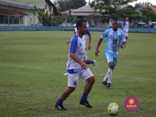 
<a style='margin-left: 5px;' class='btn btn-xs btn-social btn-facebook' href='https://www.facebook.com/sharer/sharer.php?u=https://www.boladovale.com.br/imgs/800-800-90/conteudo/fotos/1380/img4018.jpg' rel='popup' data-width='500' data-height='400'><i class='fa fa-facebook'></i>Compartilhar <span class='hidden-xs'>no Facebook</span>
</a> 
<a class='btn btn-default btn-xs' target='_blank' href='imgs/800-800-90/conteudo/fotos/1380/img4018.jpg'>
<span class='glyphicon glyphicon-cloud-download'></span> Salvar
</a> 
<span></span>