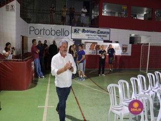 
<a style='margin-left: 5px;' class='btn btn-xs btn-social btn-facebook' href='https://www.facebook.com/sharer/sharer.php?u=https://www.boladovale.com.br/imgs/800-800-90/conteudo/fotos/1381/img4056.jpg' rel='popup' data-width='500' data-height='400'><i class='fa fa-facebook'></i>Compartilhar <span class='hidden-xs'>no Facebook</span>
</a> 
<a class='btn btn-default btn-xs' target='_blank' href='imgs/800-800-90/conteudo/fotos/1381/img4056.jpg'>
<span class='glyphicon glyphicon-cloud-download'></span> Salvar
</a> 
<span></span>
