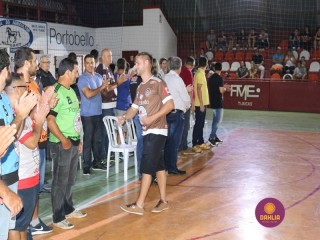 
<a style='margin-left: 5px;' class='btn btn-xs btn-social btn-facebook' href='https://www.facebook.com/sharer/sharer.php?u=https://www.boladovale.com.br/imgs/800-800-90/conteudo/fotos/1381/img4078.jpg' rel='popup' data-width='500' data-height='400'><i class='fa fa-facebook'></i>Compartilhar <span class='hidden-xs'>no Facebook</span>
</a> 
<a class='btn btn-default btn-xs' target='_blank' href='imgs/800-800-90/conteudo/fotos/1381/img4078.jpg'>
<span class='glyphicon glyphicon-cloud-download'></span> Salvar
</a> 
<span></span>