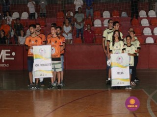 
<a style='margin-left: 5px;' class='btn btn-xs btn-social btn-facebook' href='https://www.facebook.com/sharer/sharer.php?u=https://www.boladovale.com.br/imgs/800-800-90/conteudo/fotos/1381/img4113.jpg' rel='popup' data-width='500' data-height='400'><i class='fa fa-facebook'></i>Compartilhar <span class='hidden-xs'>no Facebook</span>
</a> 
<a class='btn btn-default btn-xs' target='_blank' href='imgs/800-800-90/conteudo/fotos/1381/img4113.jpg'>
<span class='glyphicon glyphicon-cloud-download'></span> Salvar
</a> 
<span></span>