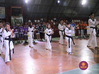 
<a style='margin-left: 5px;' class='btn btn-xs btn-social btn-facebook' href='https://www.facebook.com/sharer/sharer.php?u=https://www.boladovale.com.br/imgs/800-800-90/conteudo/fotos/1381/img4144.jpg' rel='popup' data-width='500' data-height='400'><i class='fa fa-facebook'></i>Compartilhar <span class='hidden-xs'>no Facebook</span>
</a> 
<a class='btn btn-default btn-xs' target='_blank' href='imgs/800-800-90/conteudo/fotos/1381/img4144.jpg'>
<span class='glyphicon glyphicon-cloud-download'></span> Salvar
</a> 
<span></span>