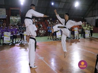 
<a style='margin-left: 5px;' class='btn btn-xs btn-social btn-facebook' href='https://www.facebook.com/sharer/sharer.php?u=https://www.boladovale.com.br/imgs/800-800-90/conteudo/fotos/1381/img4229.jpg' rel='popup' data-width='500' data-height='400'><i class='fa fa-facebook'></i>Compartilhar <span class='hidden-xs'>no Facebook</span>
</a> 
<a class='btn btn-default btn-xs' target='_blank' href='imgs/800-800-90/conteudo/fotos/1381/img4229.jpg'>
<span class='glyphicon glyphicon-cloud-download'></span> Salvar
</a> 
<span></span>