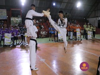 
<a style='margin-left: 5px;' class='btn btn-xs btn-social btn-facebook' href='https://www.facebook.com/sharer/sharer.php?u=https://www.boladovale.com.br/imgs/800-800-90/conteudo/fotos/1381/img4231.jpg' rel='popup' data-width='500' data-height='400'><i class='fa fa-facebook'></i>Compartilhar <span class='hidden-xs'>no Facebook</span>
</a> 
<a class='btn btn-default btn-xs' target='_blank' href='imgs/800-800-90/conteudo/fotos/1381/img4231.jpg'>
<span class='glyphicon glyphicon-cloud-download'></span> Salvar
</a> 
<span></span>