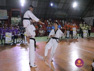 
<a style='margin-left: 5px;' class='btn btn-xs btn-social btn-facebook' href='https://www.facebook.com/sharer/sharer.php?u=https://www.boladovale.com.br/imgs/800-800-90/conteudo/fotos/1381/img4234.jpg' rel='popup' data-width='500' data-height='400'><i class='fa fa-facebook'></i>Compartilhar <span class='hidden-xs'>no Facebook</span>
</a> 
<a class='btn btn-default btn-xs' target='_blank' href='imgs/800-800-90/conteudo/fotos/1381/img4234.jpg'>
<span class='glyphicon glyphicon-cloud-download'></span> Salvar
</a> 
<span></span>