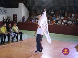 
<a style='margin-left: 5px;' class='btn btn-xs btn-social btn-facebook' href='https://www.facebook.com/sharer/sharer.php?u=https://www.boladovale.com.br/imgs/800-800-90/conteudo/fotos/1381/img4254.jpg' rel='popup' data-width='500' data-height='400'><i class='fa fa-facebook'></i>Compartilhar <span class='hidden-xs'>no Facebook</span>
</a> 
<a class='btn btn-default btn-xs' target='_blank' href='imgs/800-800-90/conteudo/fotos/1381/img4254.jpg'>
<span class='glyphicon glyphicon-cloud-download'></span> Salvar
</a> 
<span></span>