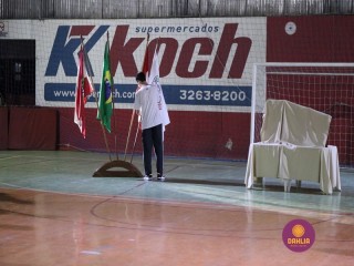 
<a style='margin-left: 5px;' class='btn btn-xs btn-social btn-facebook' href='https://www.facebook.com/sharer/sharer.php?u=https://www.boladovale.com.br/imgs/800-800-90/conteudo/fotos/1381/img4265.jpg' rel='popup' data-width='500' data-height='400'><i class='fa fa-facebook'></i>Compartilhar <span class='hidden-xs'>no Facebook</span>
</a> 
<a class='btn btn-default btn-xs' target='_blank' href='imgs/800-800-90/conteudo/fotos/1381/img4265.jpg'>
<span class='glyphicon glyphicon-cloud-download'></span> Salvar
</a> 
<span></span>