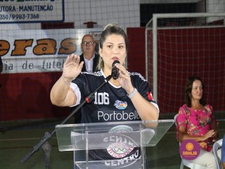 
<a style='margin-left: 5px;' class='btn btn-xs btn-social btn-facebook' href='https://www.facebook.com/sharer/sharer.php?u=https://www.boladovale.com.br/imgs/800-800-90/conteudo/fotos/1381/img4286.jpg' rel='popup' data-width='500' data-height='400'><i class='fa fa-facebook'></i>Compartilhar <span class='hidden-xs'>no Facebook</span>
</a> 
<a class='btn btn-default btn-xs' target='_blank' href='imgs/800-800-90/conteudo/fotos/1381/img4286.jpg'>
<span class='glyphicon glyphicon-cloud-download'></span> Salvar
</a> 
<span></span>