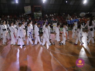 
<a style='margin-left: 5px;' class='btn btn-xs btn-social btn-facebook' href='https://www.facebook.com/sharer/sharer.php?u=https://www.boladovale.com.br/imgs/800-800-90/conteudo/fotos/1381/img4290.jpg' rel='popup' data-width='500' data-height='400'><i class='fa fa-facebook'></i>Compartilhar <span class='hidden-xs'>no Facebook</span>
</a> 
<a class='btn btn-default btn-xs' target='_blank' href='imgs/800-800-90/conteudo/fotos/1381/img4290.jpg'>
<span class='glyphicon glyphicon-cloud-download'></span> Salvar
</a> 
<span></span>