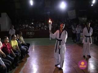 
<a style='margin-left: 5px;' class='btn btn-xs btn-social btn-facebook' href='https://www.facebook.com/sharer/sharer.php?u=https://www.boladovale.com.br/imgs/800-800-90/conteudo/fotos/1381/img4309.jpg' rel='popup' data-width='500' data-height='400'><i class='fa fa-facebook'></i>Compartilhar <span class='hidden-xs'>no Facebook</span>
</a> 
<a class='btn btn-default btn-xs' target='_blank' href='imgs/800-800-90/conteudo/fotos/1381/img4309.jpg'>
<span class='glyphicon glyphicon-cloud-download'></span> Salvar
</a> 
<span></span>