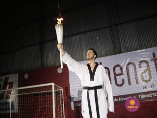 
<a style='margin-left: 5px;' class='btn btn-xs btn-social btn-facebook' href='https://www.facebook.com/sharer/sharer.php?u=https://www.boladovale.com.br/imgs/800-800-90/conteudo/fotos/1381/img4350.jpg' rel='popup' data-width='500' data-height='400'><i class='fa fa-facebook'></i>Compartilhar <span class='hidden-xs'>no Facebook</span>
</a> 
<a class='btn btn-default btn-xs' target='_blank' href='imgs/800-800-90/conteudo/fotos/1381/img4350.jpg'>
<span class='glyphicon glyphicon-cloud-download'></span> Salvar
</a> 
<span></span>