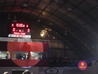 
<a style='margin-left: 5px;' class='btn btn-xs btn-social btn-facebook' href='https://www.facebook.com/sharer/sharer.php?u=https://www.boladovale.com.br/imgs/800-800-90/conteudo/fotos/1381/img4372.jpg' rel='popup' data-width='500' data-height='400'><i class='fa fa-facebook'></i>Compartilhar <span class='hidden-xs'>no Facebook</span>
</a> 
<a class='btn btn-default btn-xs' target='_blank' href='imgs/800-800-90/conteudo/fotos/1381/img4372.jpg'>
<span class='glyphicon glyphicon-cloud-download'></span> Salvar
</a> 
<span></span>