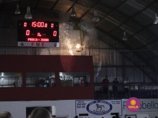 
<a style='margin-left: 5px;' class='btn btn-xs btn-social btn-facebook' href='https://www.facebook.com/sharer/sharer.php?u=https://www.boladovale.com.br/imgs/800-800-90/conteudo/fotos/1381/img4383.jpg' rel='popup' data-width='500' data-height='400'><i class='fa fa-facebook'></i>Compartilhar <span class='hidden-xs'>no Facebook</span>
</a> 
<a class='btn btn-default btn-xs' target='_blank' href='imgs/800-800-90/conteudo/fotos/1381/img4383.jpg'>
<span class='glyphicon glyphicon-cloud-download'></span> Salvar
</a> 
<span></span>