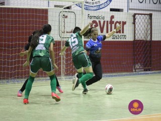 
<a style='margin-left: 5px;' class='btn btn-xs btn-social btn-facebook' href='https://www.facebook.com/sharer/sharer.php?u=https://www.boladovale.com.br/imgs/800-800-90/conteudo/fotos/1382/img4506.jpg' rel='popup' data-width='500' data-height='400'><i class='fa fa-facebook'></i>Compartilhar <span class='hidden-xs'>no Facebook</span>
</a> 
<a class='btn btn-default btn-xs' target='_blank' href='imgs/800-800-90/conteudo/fotos/1382/img4506.jpg'>
<span class='glyphicon glyphicon-cloud-download'></span> Salvar
</a> 
<span></span>