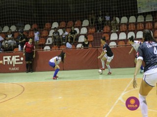 
<a style='margin-left: 5px;' class='btn btn-xs btn-social btn-facebook' href='https://www.facebook.com/sharer/sharer.php?u=https://www.boladovale.com.br/imgs/800-800-90/conteudo/fotos/1384/img4605.jpg' rel='popup' data-width='500' data-height='400'><i class='fa fa-facebook'></i>Compartilhar <span class='hidden-xs'>no Facebook</span>
</a> 
<a class='btn btn-default btn-xs' target='_blank' href='imgs/800-800-90/conteudo/fotos/1384/img4605.jpg'>
<span class='glyphicon glyphicon-cloud-download'></span> Salvar
</a> 
<span></span>
