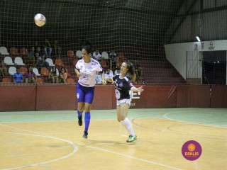 
<a style='margin-left: 5px;' class='btn btn-xs btn-social btn-facebook' href='https://www.facebook.com/sharer/sharer.php?u=https://www.boladovale.com.br/imgs/800-800-90/conteudo/fotos/1384/img4696.jpg' rel='popup' data-width='500' data-height='400'><i class='fa fa-facebook'></i>Compartilhar <span class='hidden-xs'>no Facebook</span>
</a> 
<a class='btn btn-default btn-xs' target='_blank' href='imgs/800-800-90/conteudo/fotos/1384/img4696.jpg'>
<span class='glyphicon glyphicon-cloud-download'></span> Salvar
</a> 
<span></span>