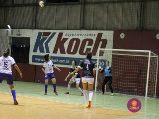 
<a style='margin-left: 5px;' class='btn btn-xs btn-social btn-facebook' href='https://www.facebook.com/sharer/sharer.php?u=https://www.boladovale.com.br/imgs/800-800-90/conteudo/fotos/1384/img4702.jpg' rel='popup' data-width='500' data-height='400'><i class='fa fa-facebook'></i>Compartilhar <span class='hidden-xs'>no Facebook</span>
</a> 
<a class='btn btn-default btn-xs' target='_blank' href='imgs/800-800-90/conteudo/fotos/1384/img4702.jpg'>
<span class='glyphicon glyphicon-cloud-download'></span> Salvar
</a> 
<span></span>