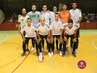 
<a style='margin-left: 5px;' class='btn btn-xs btn-social btn-facebook' href='https://www.facebook.com/sharer/sharer.php?u=https://www.boladovale.com.br/imgs/800-800-90/conteudo/fotos/1385/img4708.jpg' rel='popup' data-width='500' data-height='400'><i class='fa fa-facebook'></i>Compartilhar <span class='hidden-xs'>no Facebook</span>
</a> 
<a class='btn btn-default btn-xs' target='_blank' href='imgs/800-800-90/conteudo/fotos/1385/img4708.jpg'>
<span class='glyphicon glyphicon-cloud-download'></span> Salvar
</a> 
<span></span>