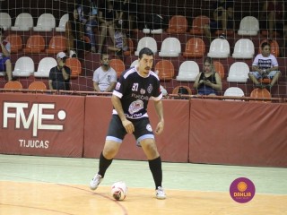 
<a style='margin-left: 5px;' class='btn btn-xs btn-social btn-facebook' href='https://www.facebook.com/sharer/sharer.php?u=https://www.boladovale.com.br/imgs/800-800-90/conteudo/fotos/1385/img4809.jpg' rel='popup' data-width='500' data-height='400'><i class='fa fa-facebook'></i>Compartilhar <span class='hidden-xs'>no Facebook</span>
</a> 
<a class='btn btn-default btn-xs' target='_blank' href='imgs/800-800-90/conteudo/fotos/1385/img4809.jpg'>
<span class='glyphicon glyphicon-cloud-download'></span> Salvar
</a> 
<span></span>