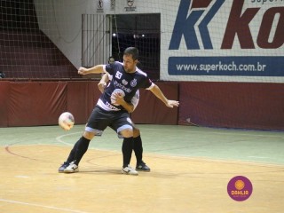 
<a style='margin-left: 5px;' class='btn btn-xs btn-social btn-facebook' href='https://www.facebook.com/sharer/sharer.php?u=https://www.boladovale.com.br/imgs/800-800-90/conteudo/fotos/1385/img4810.jpg' rel='popup' data-width='500' data-height='400'><i class='fa fa-facebook'></i>Compartilhar <span class='hidden-xs'>no Facebook</span>
</a> 
<a class='btn btn-default btn-xs' target='_blank' href='imgs/800-800-90/conteudo/fotos/1385/img4810.jpg'>
<span class='glyphicon glyphicon-cloud-download'></span> Salvar
</a> 
<span></span>