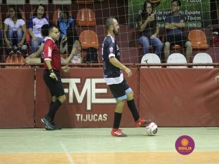 
<a style='margin-left: 5px;' class='btn btn-xs btn-social btn-facebook' href='https://www.facebook.com/sharer/sharer.php?u=https://www.boladovale.com.br/imgs/800-800-90/conteudo/fotos/1385/img4822.jpg' rel='popup' data-width='500' data-height='400'><i class='fa fa-facebook'></i>Compartilhar <span class='hidden-xs'>no Facebook</span>
</a> 
<a class='btn btn-default btn-xs' target='_blank' href='imgs/800-800-90/conteudo/fotos/1385/img4822.jpg'>
<span class='glyphicon glyphicon-cloud-download'></span> Salvar
</a> 
<span></span>