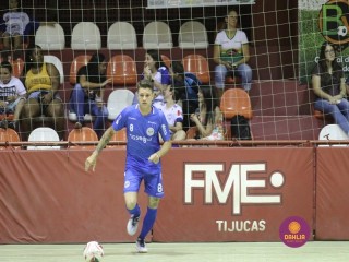 
<a style='margin-left: 5px;' class='btn btn-xs btn-social btn-facebook' href='https://www.facebook.com/sharer/sharer.php?u=https://www.boladovale.com.br/imgs/800-800-90/conteudo/fotos/1385/img4898.jpg' rel='popup' data-width='500' data-height='400'><i class='fa fa-facebook'></i>Compartilhar <span class='hidden-xs'>no Facebook</span>
</a> 
<a class='btn btn-default btn-xs' target='_blank' href='imgs/800-800-90/conteudo/fotos/1385/img4898.jpg'>
<span class='glyphicon glyphicon-cloud-download'></span> Salvar
</a> 
<span></span>