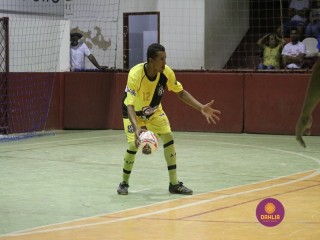 
<a style='margin-left: 5px;' class='btn btn-xs btn-social btn-facebook' href='https://www.facebook.com/sharer/sharer.php?u=https://www.boladovale.com.br/imgs/800-800-90/conteudo/fotos/1385/img4911.jpg' rel='popup' data-width='500' data-height='400'><i class='fa fa-facebook'></i>Compartilhar <span class='hidden-xs'>no Facebook</span>
</a> 
<a class='btn btn-default btn-xs' target='_blank' href='imgs/800-800-90/conteudo/fotos/1385/img4911.jpg'>
<span class='glyphicon glyphicon-cloud-download'></span> Salvar
</a> 
<span></span>