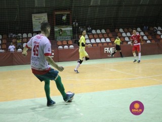 
<a style='margin-left: 5px;' class='btn btn-xs btn-social btn-facebook' href='https://www.facebook.com/sharer/sharer.php?u=https://www.boladovale.com.br/imgs/800-800-90/conteudo/fotos/1385/img4974.jpg' rel='popup' data-width='500' data-height='400'><i class='fa fa-facebook'></i>Compartilhar <span class='hidden-xs'>no Facebook</span>
</a> 
<a class='btn btn-default btn-xs' target='_blank' href='imgs/800-800-90/conteudo/fotos/1385/img4974.jpg'>
<span class='glyphicon glyphicon-cloud-download'></span> Salvar
</a> 
<span></span>