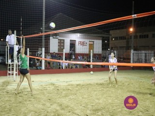 
<a style='margin-left: 5px;' class='btn btn-xs btn-social btn-facebook' href='https://www.facebook.com/sharer/sharer.php?u=https://www.boladovale.com.br/imgs/800-800-90/conteudo/fotos/1386/img4726.jpg' rel='popup' data-width='500' data-height='400'><i class='fa fa-facebook'></i>Compartilhar <span class='hidden-xs'>no Facebook</span>
</a> 
<a class='btn btn-default btn-xs' target='_blank' href='imgs/800-800-90/conteudo/fotos/1386/img4726.jpg'>
<span class='glyphicon glyphicon-cloud-download'></span> Salvar
</a> 
<span></span>