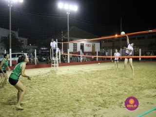 
<a style='margin-left: 5px;' class='btn btn-xs btn-social btn-facebook' href='https://www.facebook.com/sharer/sharer.php?u=https://www.boladovale.com.br/imgs/800-800-90/conteudo/fotos/1386/img4728.jpg' rel='popup' data-width='500' data-height='400'><i class='fa fa-facebook'></i>Compartilhar <span class='hidden-xs'>no Facebook</span>
</a> 
<a class='btn btn-default btn-xs' target='_blank' href='imgs/800-800-90/conteudo/fotos/1386/img4728.jpg'>
<span class='glyphicon glyphicon-cloud-download'></span> Salvar
</a> 
<span></span>
