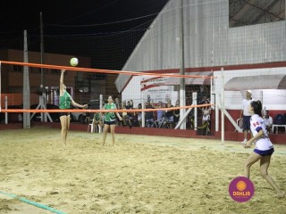 
<a style='margin-left: 5px;' class='btn btn-xs btn-social btn-facebook' href='https://www.facebook.com/sharer/sharer.php?u=https://www.boladovale.com.br/imgs/800-800-90/conteudo/fotos/1386/img4744.jpg' rel='popup' data-width='500' data-height='400'><i class='fa fa-facebook'></i>Compartilhar <span class='hidden-xs'>no Facebook</span>
</a> 
<a class='btn btn-default btn-xs' target='_blank' href='imgs/800-800-90/conteudo/fotos/1386/img4744.jpg'>
<span class='glyphicon glyphicon-cloud-download'></span> Salvar
</a> 
<span></span>