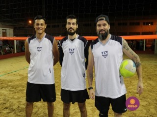 
<a style='margin-left: 5px;' class='btn btn-xs btn-social btn-facebook' href='https://www.facebook.com/sharer/sharer.php?u=https://www.boladovale.com.br/imgs/800-800-90/conteudo/fotos/1386/img4765.jpg' rel='popup' data-width='500' data-height='400'><i class='fa fa-facebook'></i>Compartilhar <span class='hidden-xs'>no Facebook</span>
</a> 
<a class='btn btn-default btn-xs' target='_blank' href='imgs/800-800-90/conteudo/fotos/1386/img4765.jpg'>
<span class='glyphicon glyphicon-cloud-download'></span> Salvar
</a> 
<span></span>