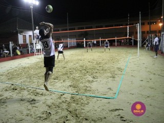 
<a style='margin-left: 5px;' class='btn btn-xs btn-social btn-facebook' href='https://www.facebook.com/sharer/sharer.php?u=https://www.boladovale.com.br/imgs/800-800-90/conteudo/fotos/1386/img4778.jpg' rel='popup' data-width='500' data-height='400'><i class='fa fa-facebook'></i>Compartilhar <span class='hidden-xs'>no Facebook</span>
</a> 
<a class='btn btn-default btn-xs' target='_blank' href='imgs/800-800-90/conteudo/fotos/1386/img4778.jpg'>
<span class='glyphicon glyphicon-cloud-download'></span> Salvar
</a> 
<span></span>